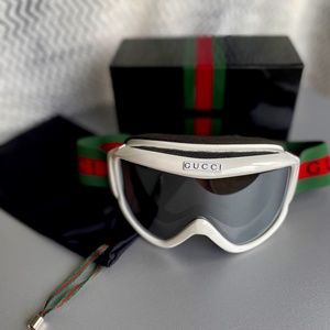 Gucci ski goggles